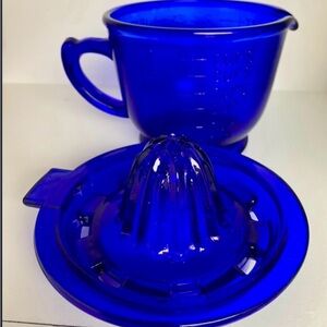 Blue Glass Measure Cup Citrus Juicer Set